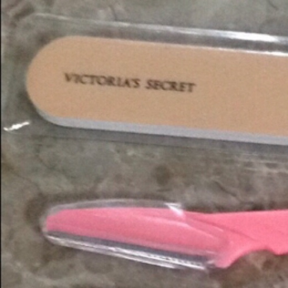 ISO 💄 Victoria’s Secret nail file